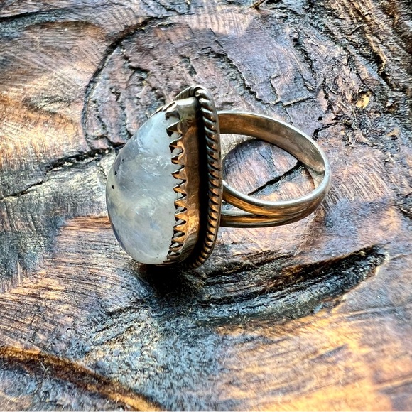 925 Sterling Silver Moonstone Teardrop Ring Size 8 Boho - Picture 3 of 11
